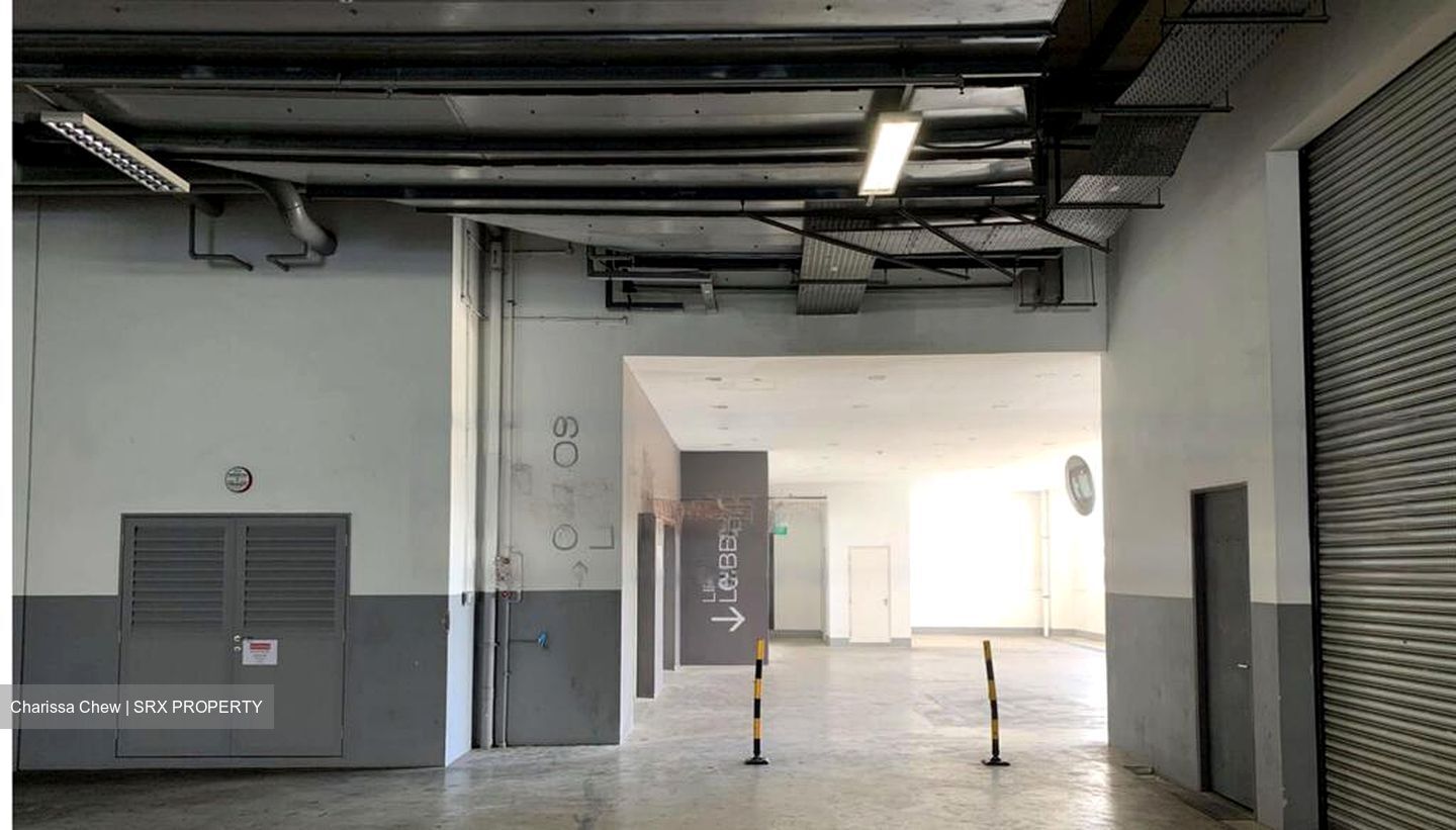 LINER (D22), Factory #497224371